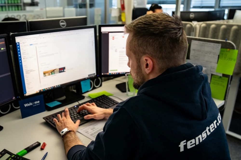 Tech & Development 