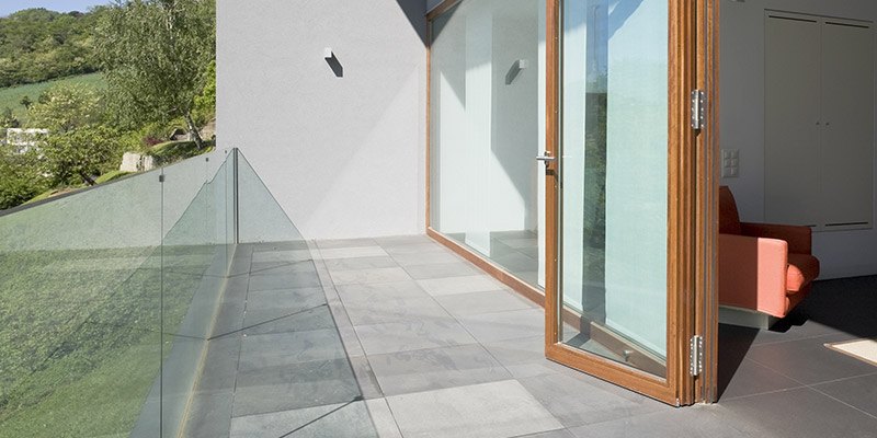 Terrassentür nach außen öffnend kaufen & Platz sparen | neuffer.ch